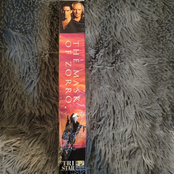 The Mask Of Zorro VHS (1998) - Picture 4 of 8